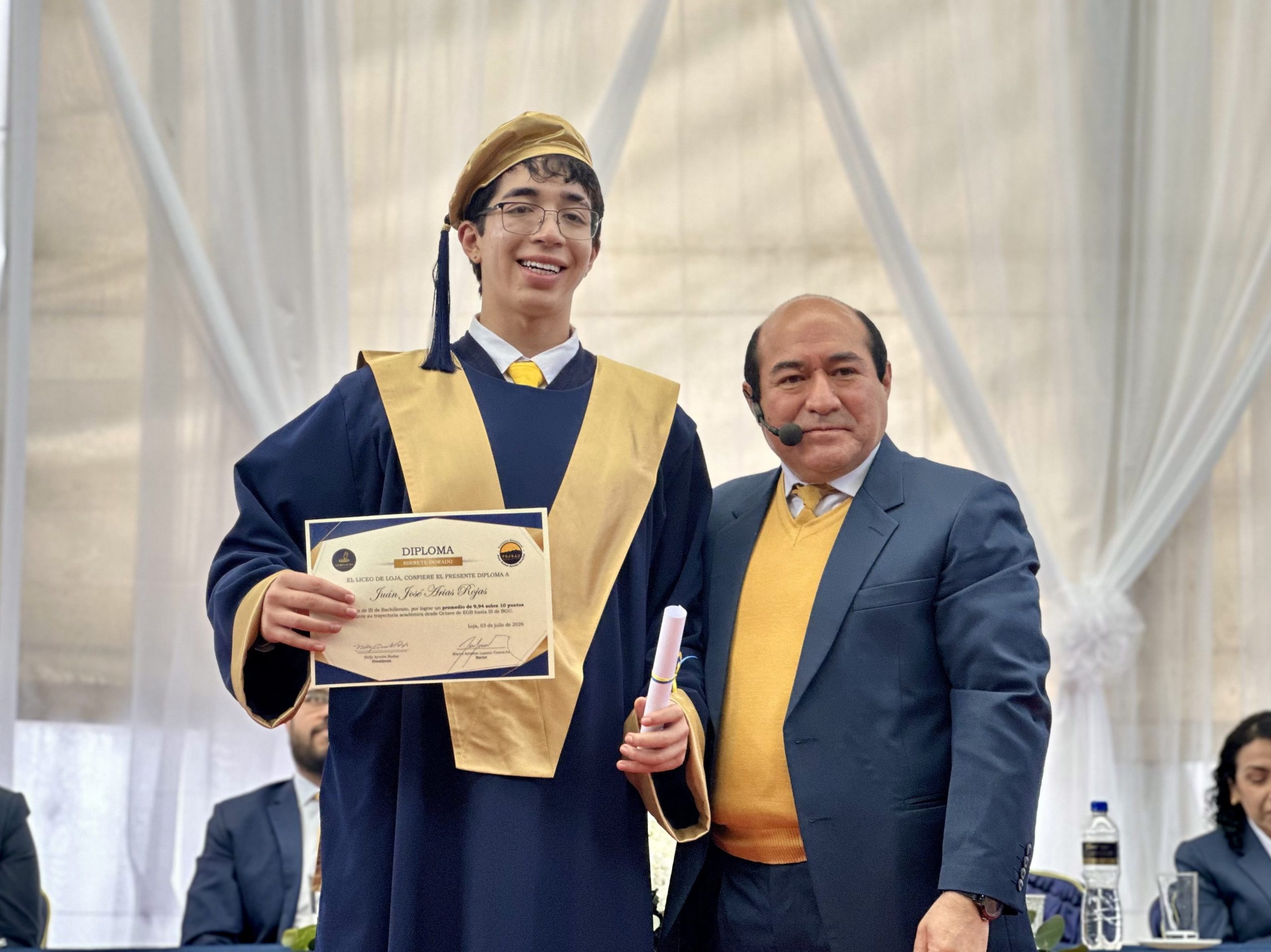 Mejor egresado Liceo de Loja 2026 Juan José Arias